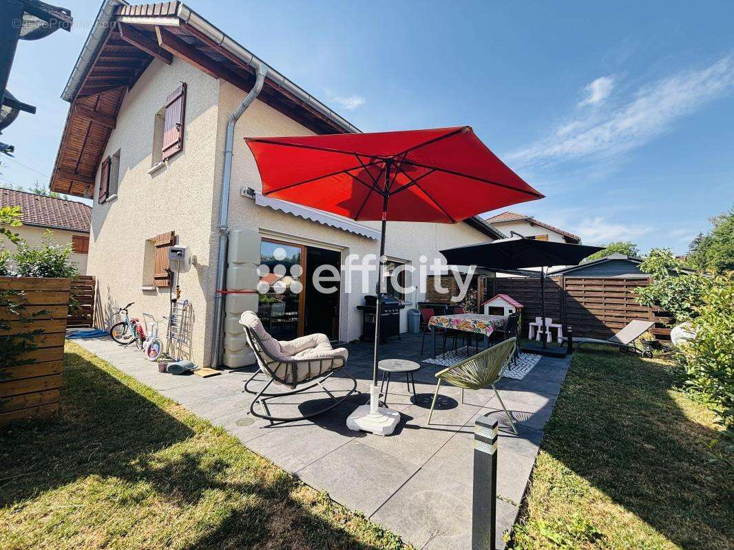 Maison 94 m² à Montagny-Les-Lanches  - photo 13