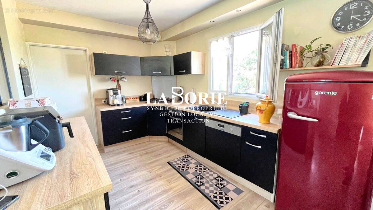 Maison 98 m² à Rochefort-Du-Gard  - photo 7