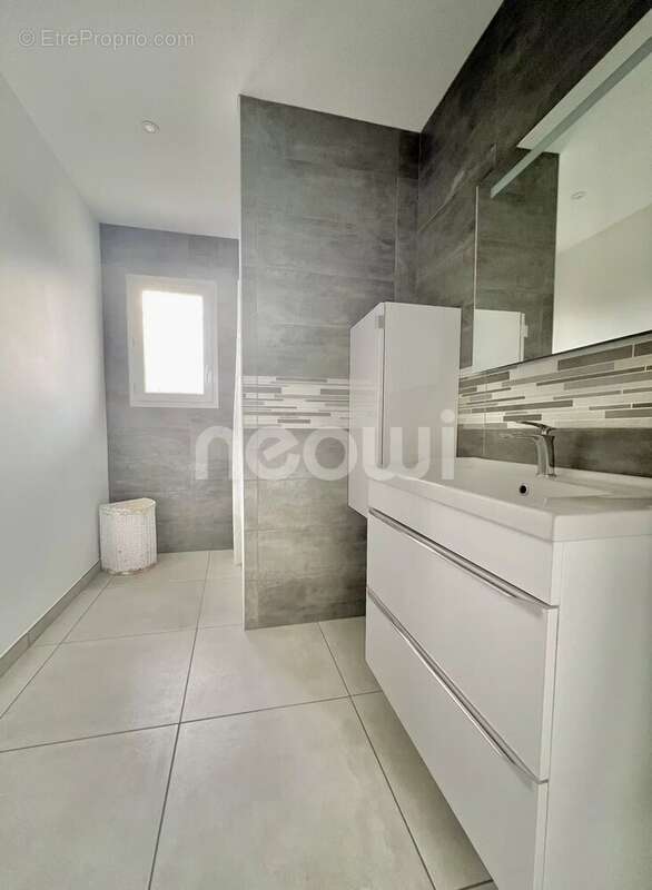 Maison à AIGUEPERSE