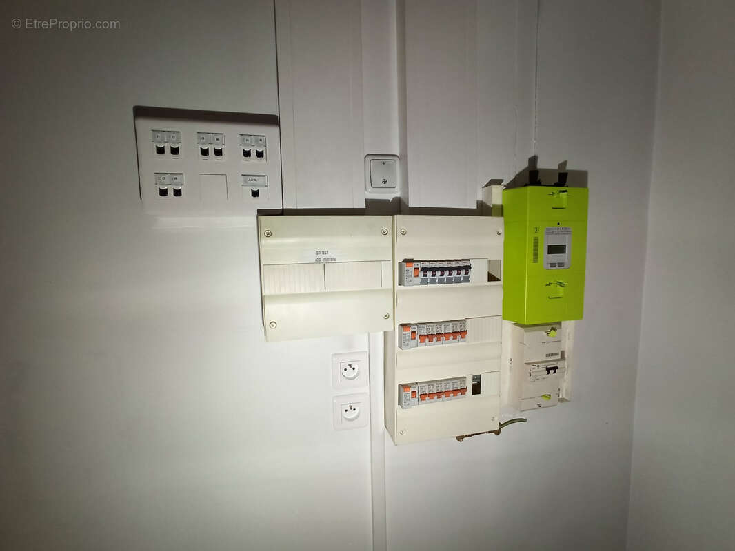 VENTE Bureaux/Commerce 90m2 sur PÉNÉTRANTE - photo 11