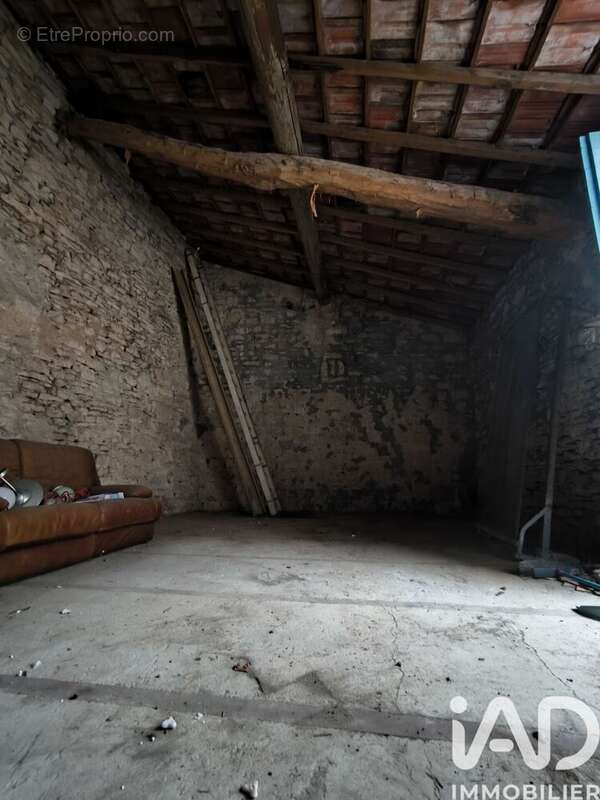 Maison 56 m² à Sigonce  - photo 5
