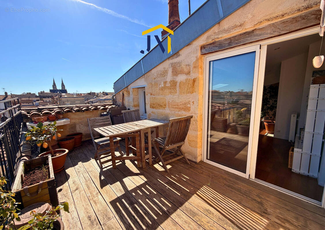 Appartement à BORDEAUX