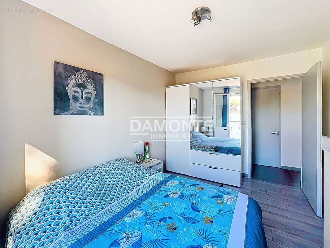 Appartement T2 - LA CHAPELLE ST LUC secteur Ferry-Fouchy - photo 3