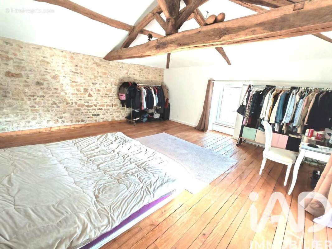 Maison 162 m² à Saint-Martin-Lars-En-Sainte-Hermine  - photo 9