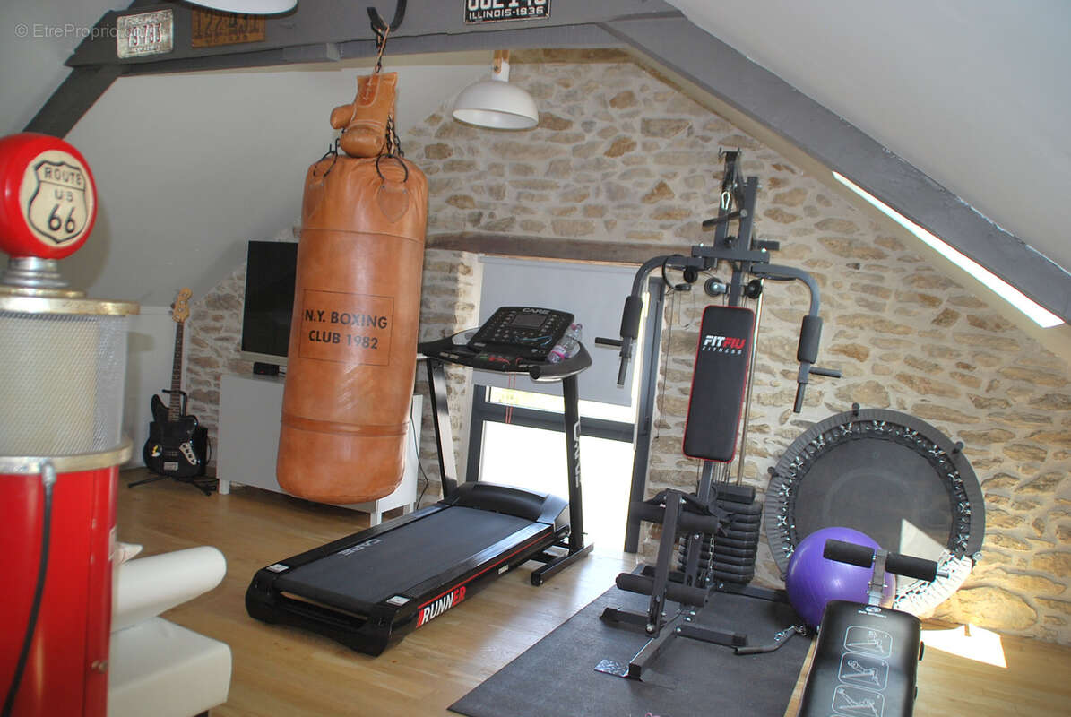 Maison en pierre de caractère rénovée - photo 7