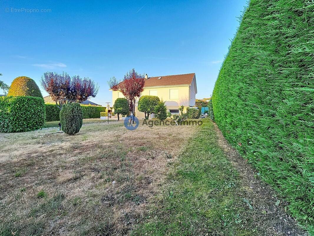 Maison à CHATEAU-LA-VALLIERE