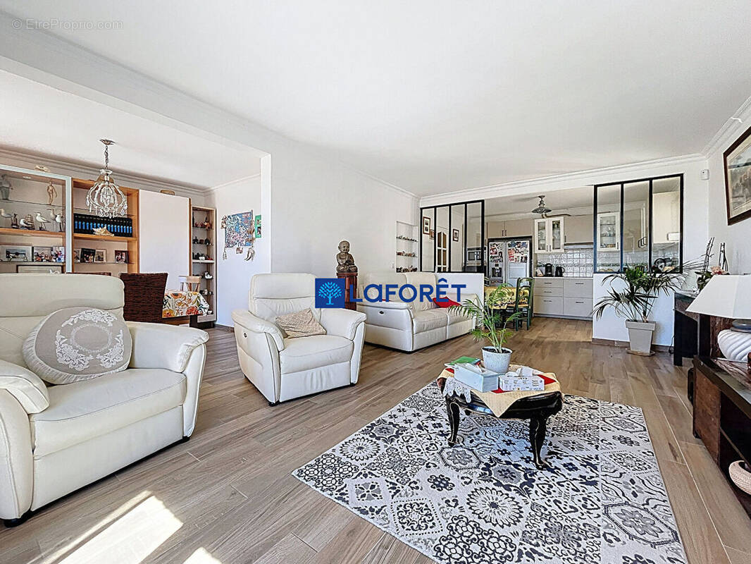 Maison à CARQUEIRANNE