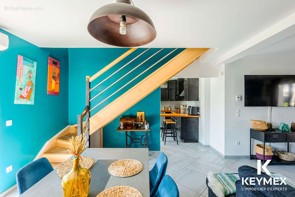 Osny 95520 Maison récente de 2015,de 105M² ,6 piéces ,4 chambres ,garage ,346 M² de terrain - photo 9