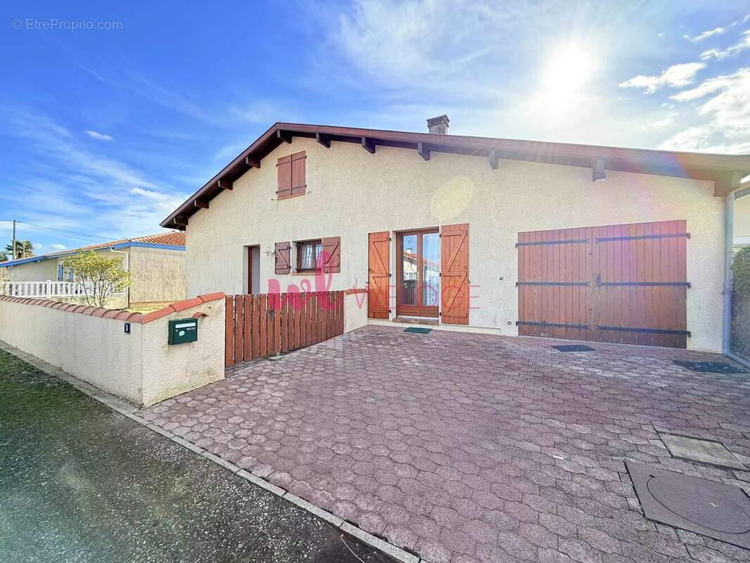 Maison à SAINT-VINCENT-DE-TYROSSE