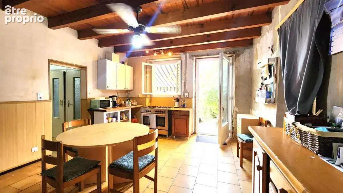 Maison 145m² - 3 000 m² de terrain - dépendances - photo 10