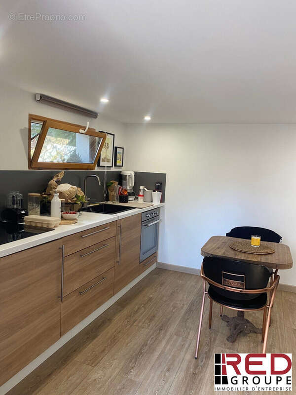 Commerce à ROUGIERS