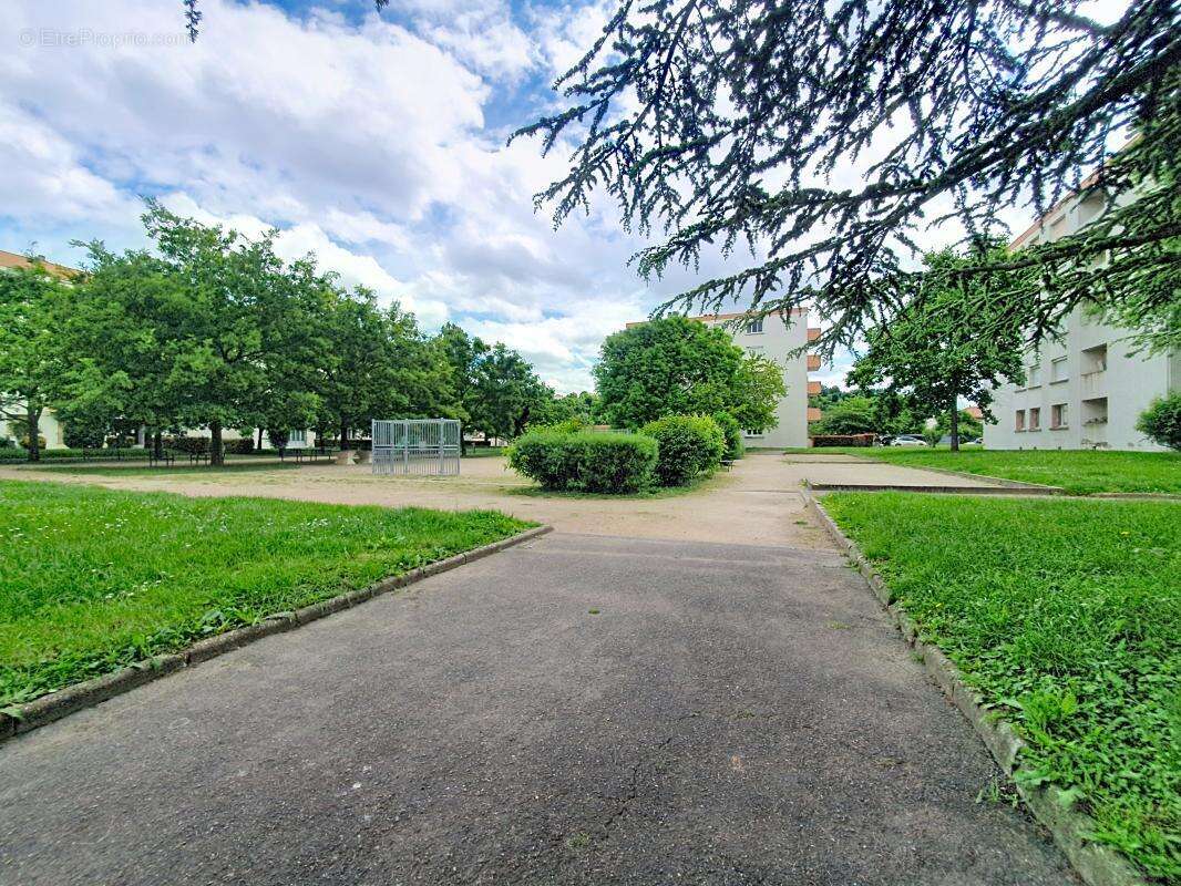 Appartement à FEYZIN