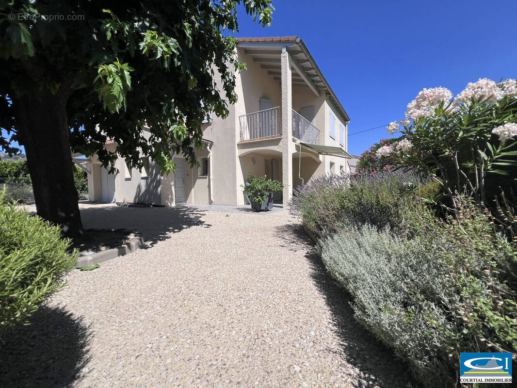 Maison à TOURNON-SUR-RHONE