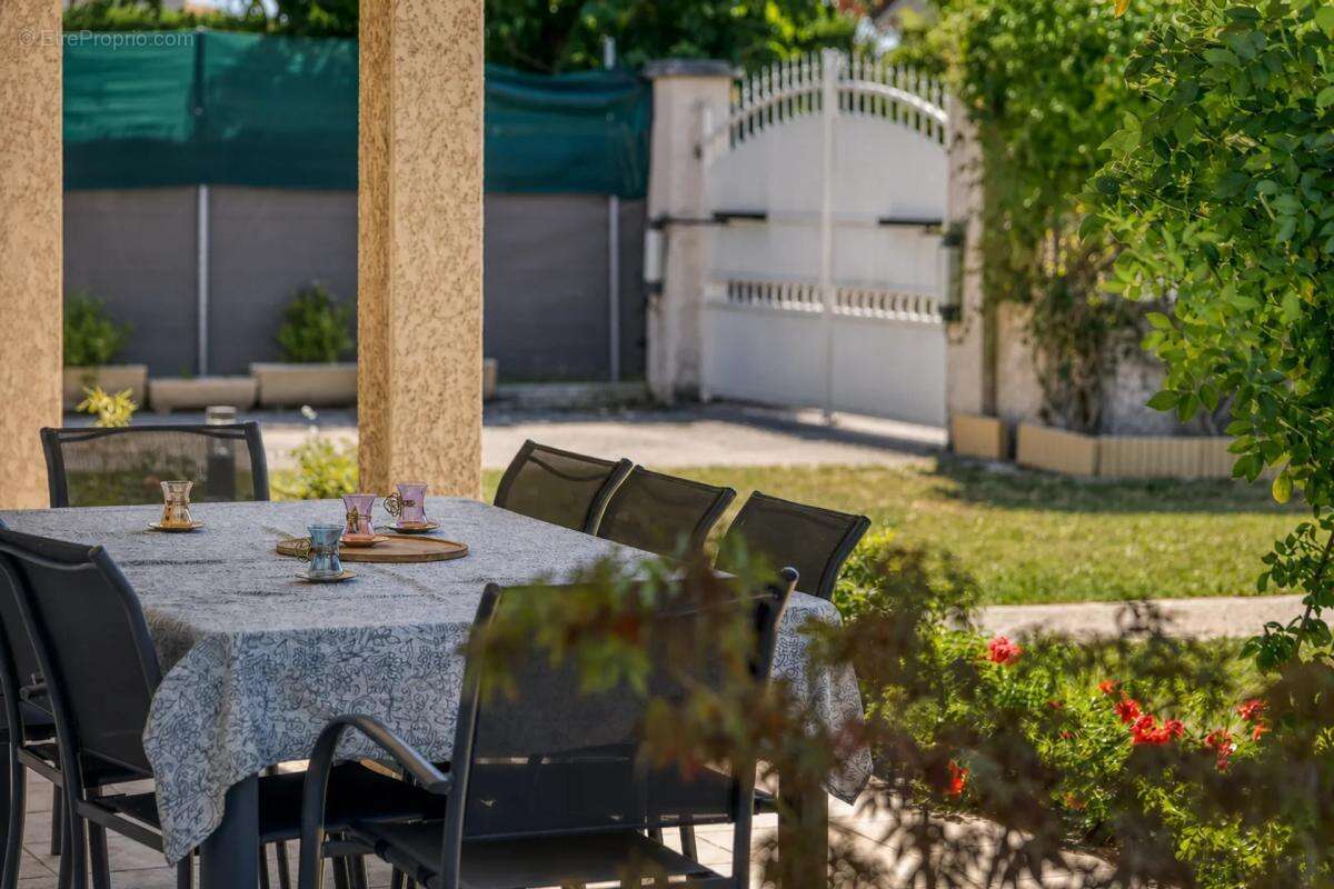 Maison de 5 pièces + Cuisine de 108 m² à La Frette - photo 10