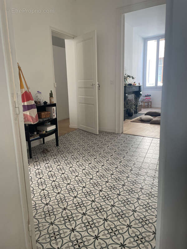 Vente appartement de type 3 avec terrasse, Aix en Provence, centre ville. - photo 10