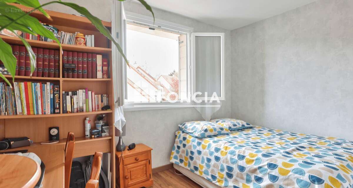 Appartement à MONTIGNY-LE-BRETONNEUX