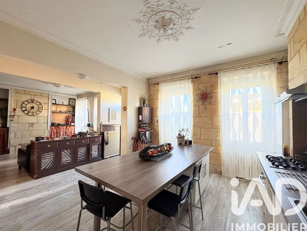 Photo 2 - Maison à CARBON-BLANC