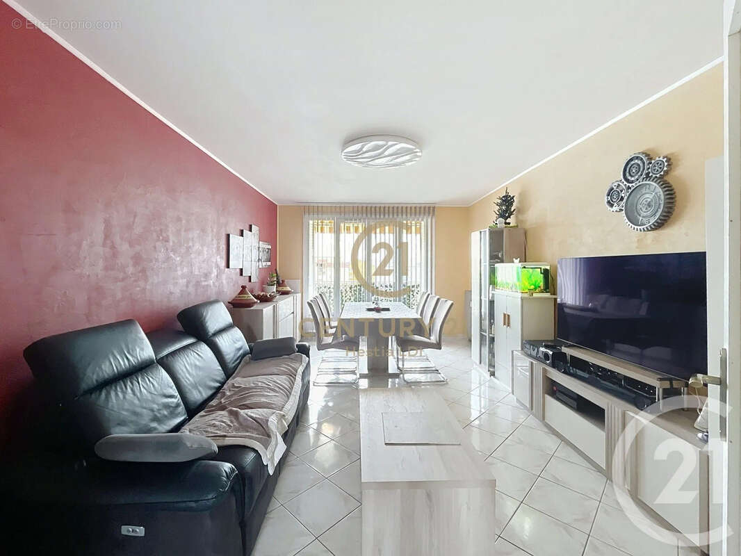 Appartement à VENISSIEUX