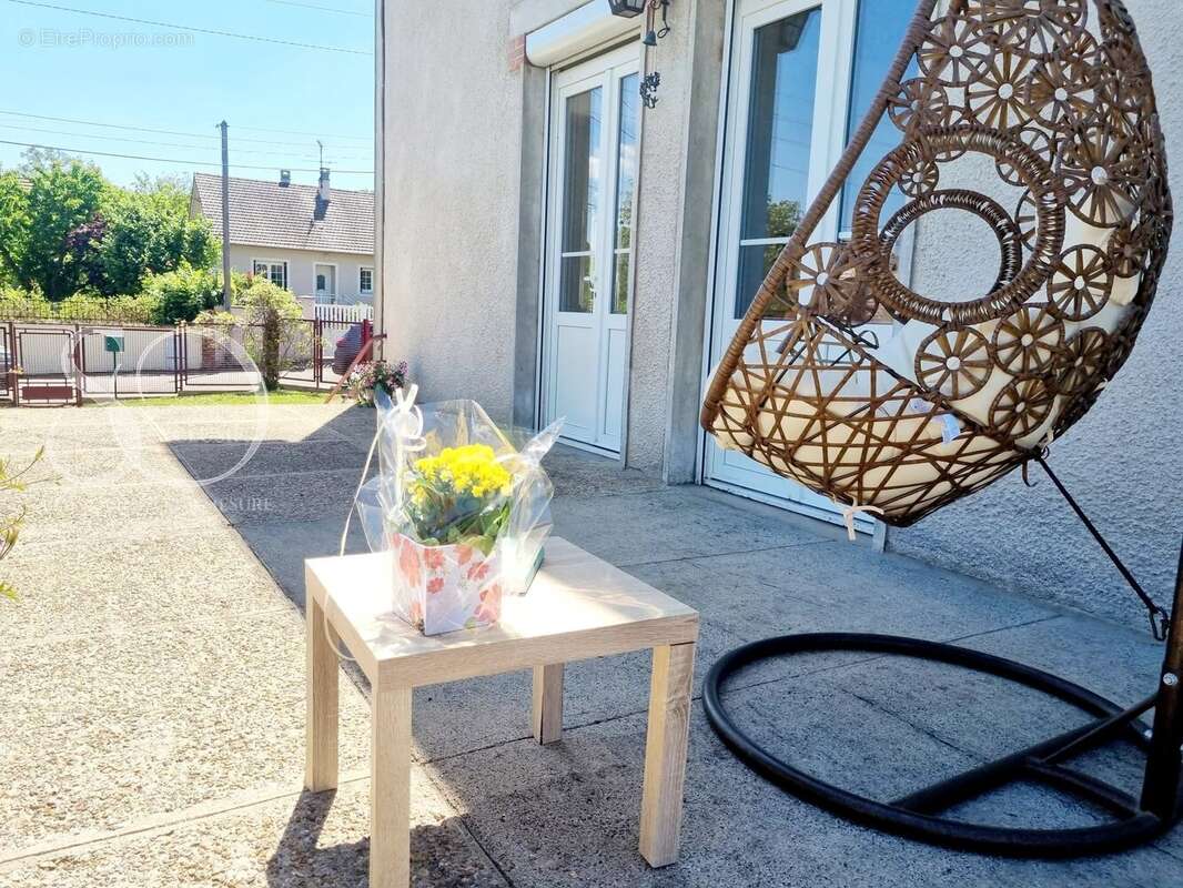Maison à ROSNY-SUR-SEINE