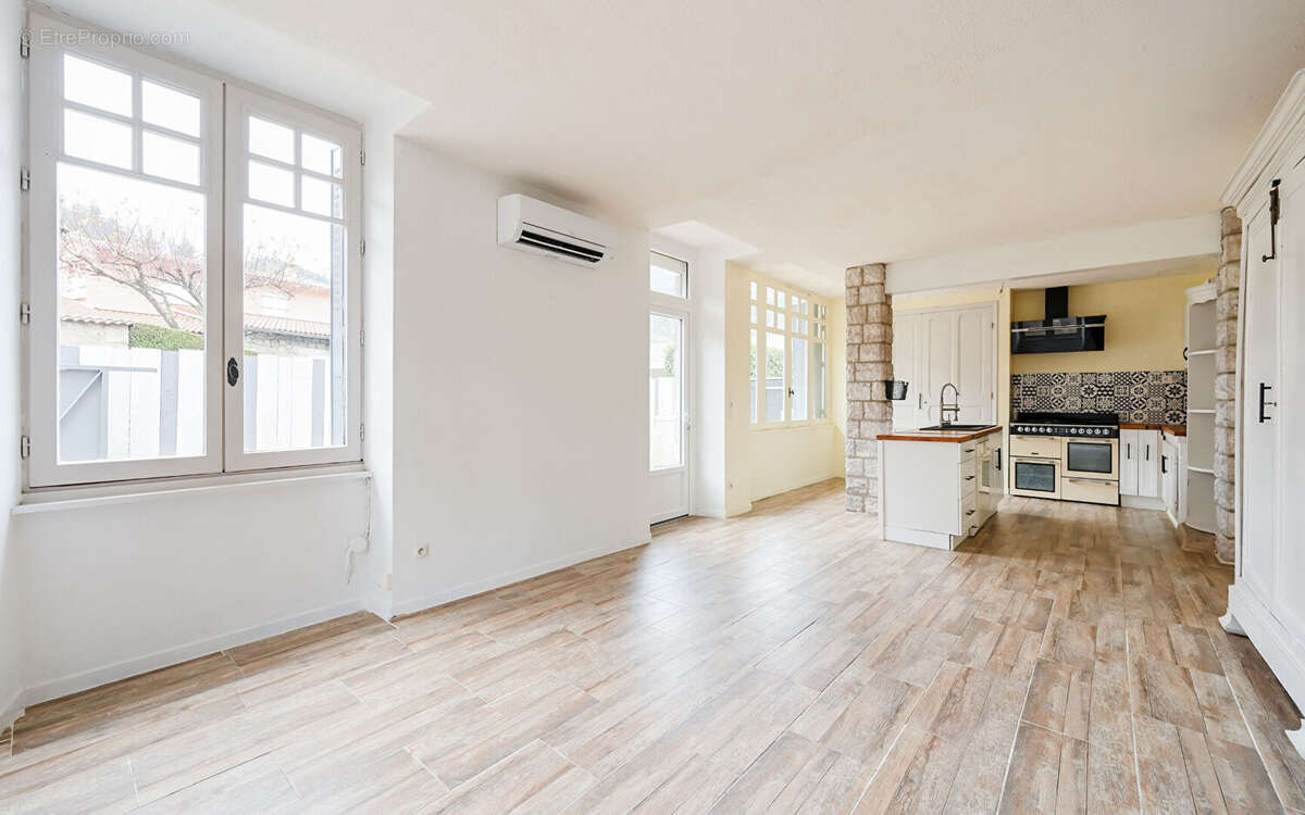 Maison à MARIAC