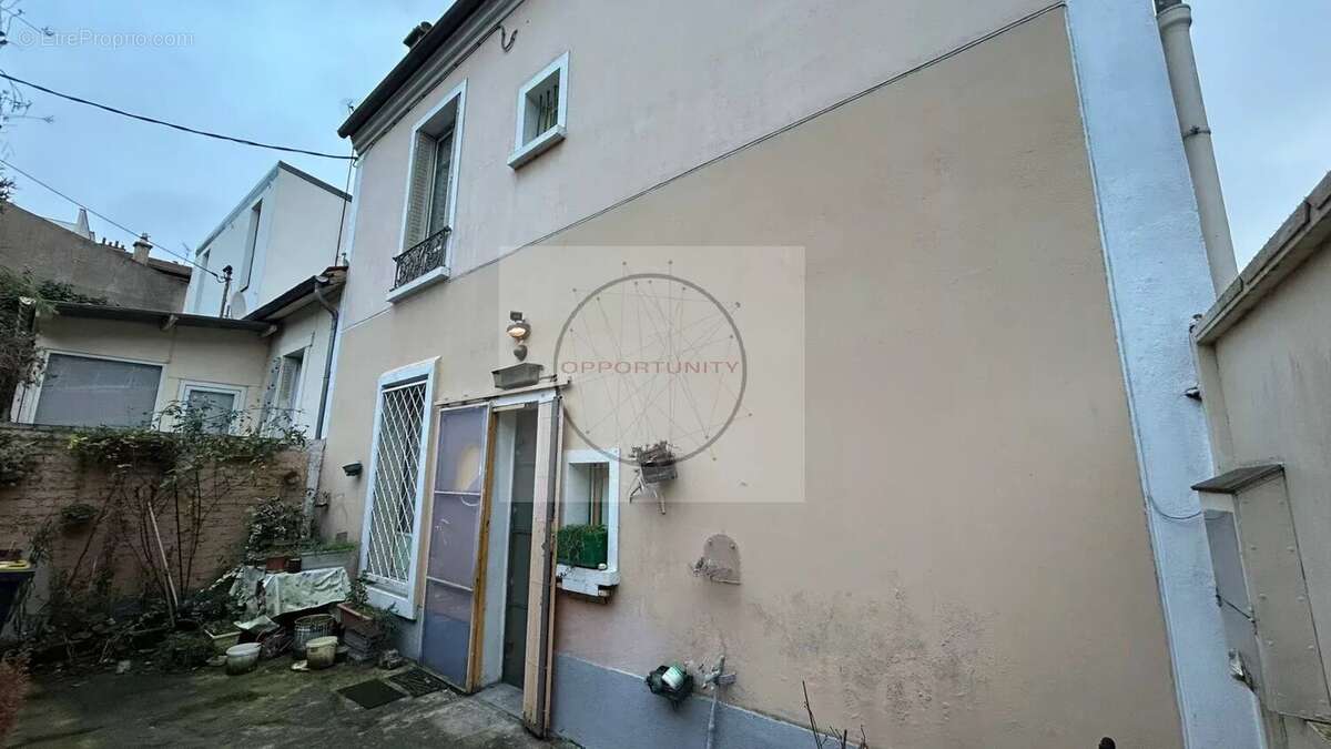 Maison à MONTREUIL