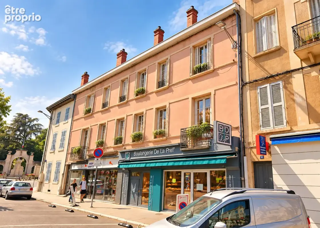 Appartement 6 pièces à vendre à Bourg-En-Bresse (01000) - photo 2