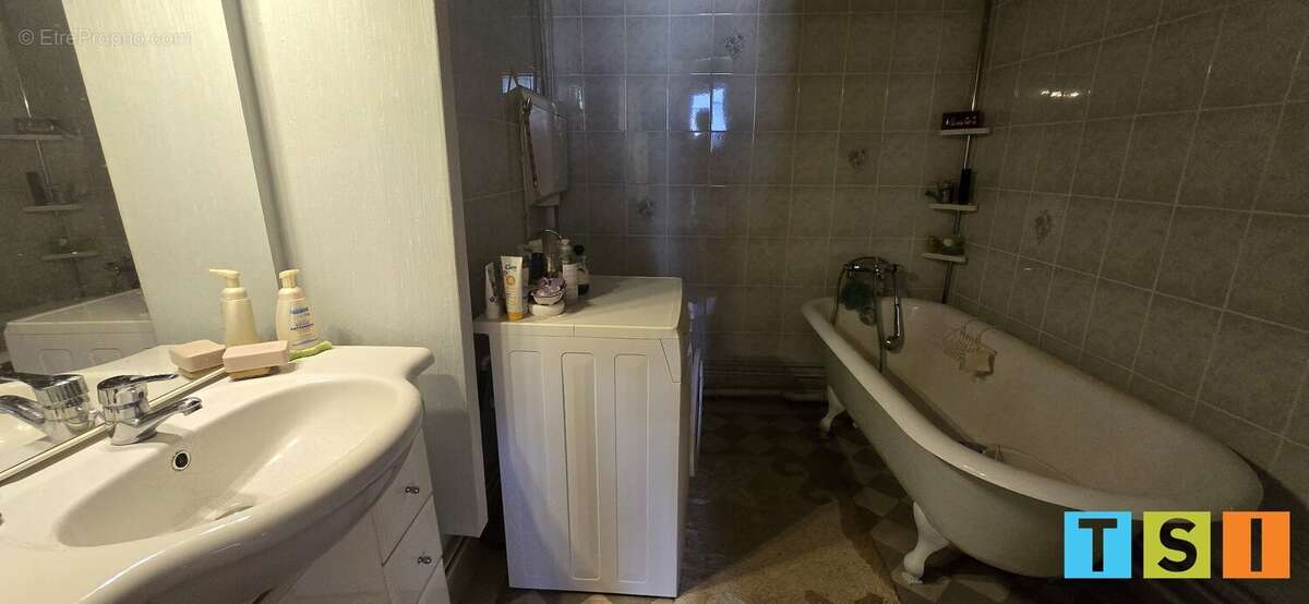 Appartement à BAGNERES-DE-LUCHON