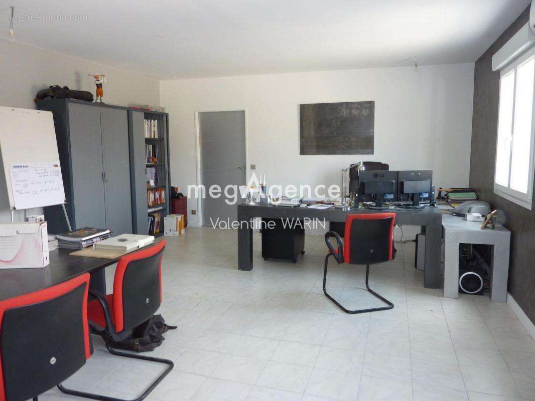 Local commercial à fort potentiel - photo 10