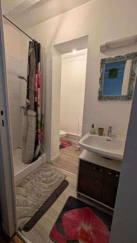 Appartement à SAINT-CLEMENT-DE-VERS