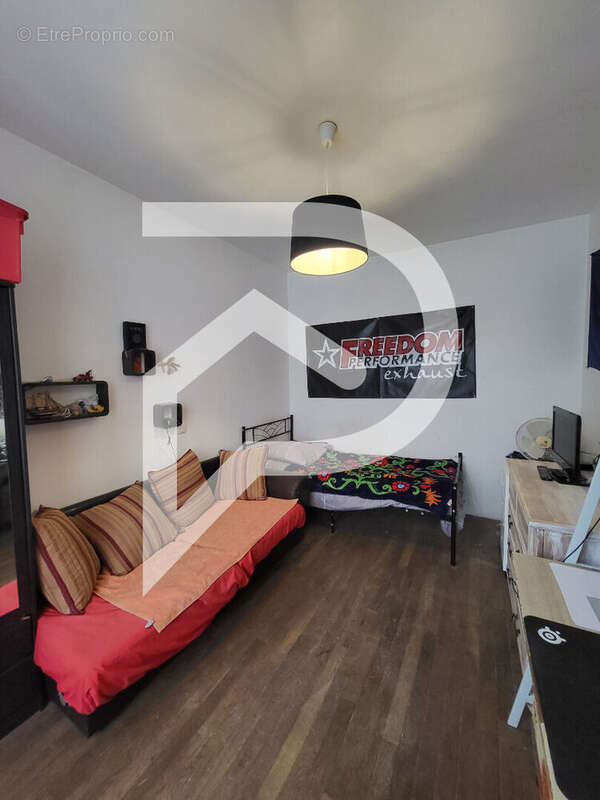 Maison à SAINTE-SAVINE