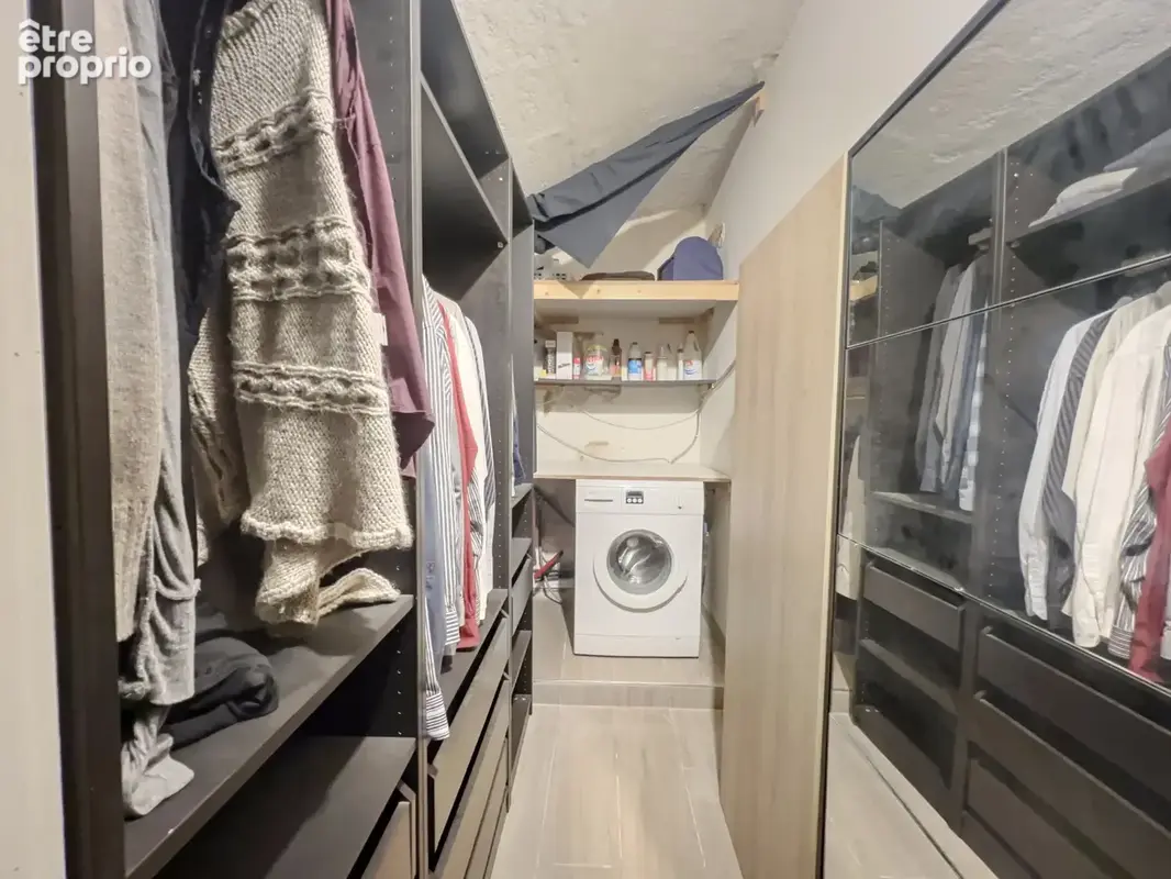 Bordeaux - Rue Naujac - Appartement atypique 71 m2 habitables. - photo 10