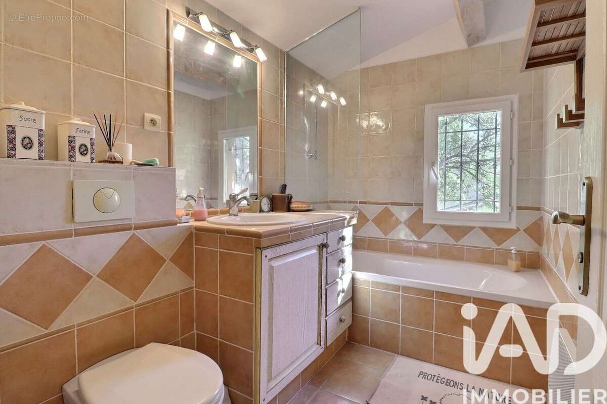Maison 87 m² à Artignosc-Sur-Verdon  - photo 9