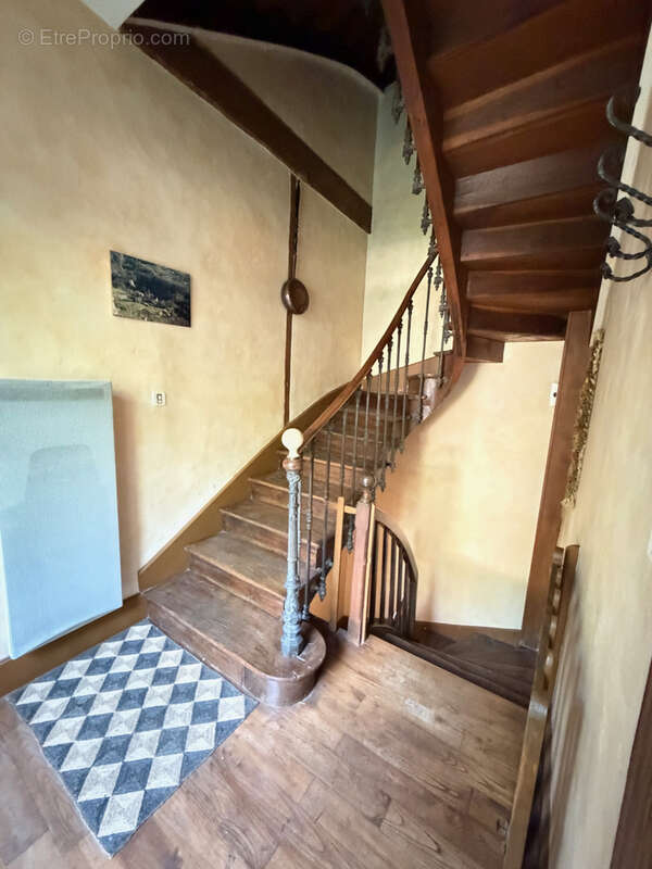 Maison à VILLEFRANCHE-DE-ROUERGUE