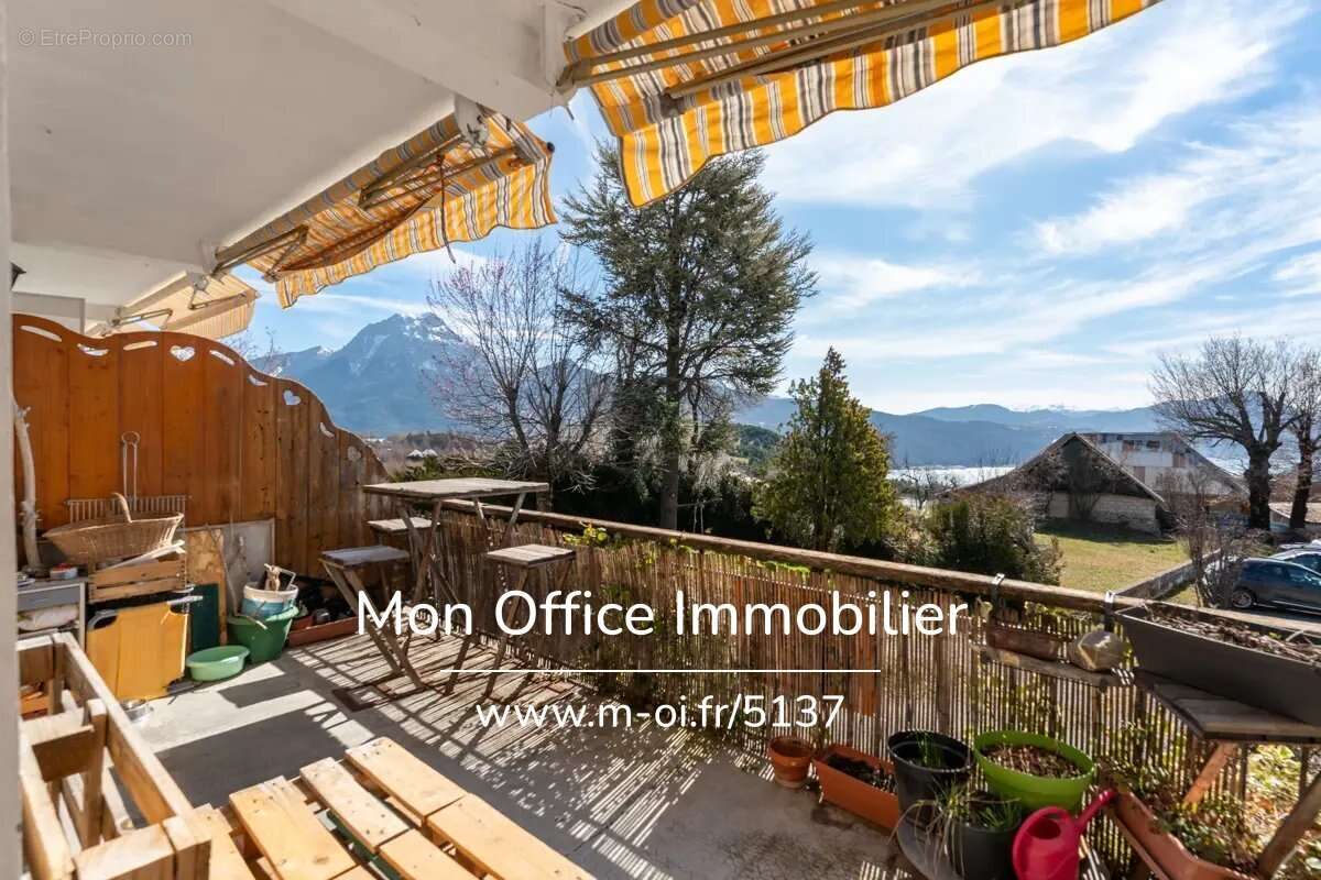 Appartement à PRUNIERES