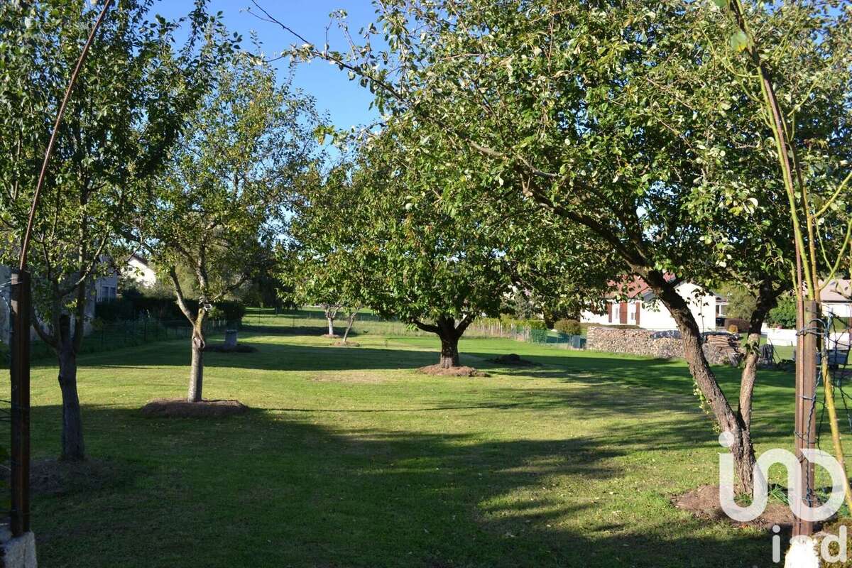 Photo 2 - Maison à ROUVRES-LA-CHETIVE