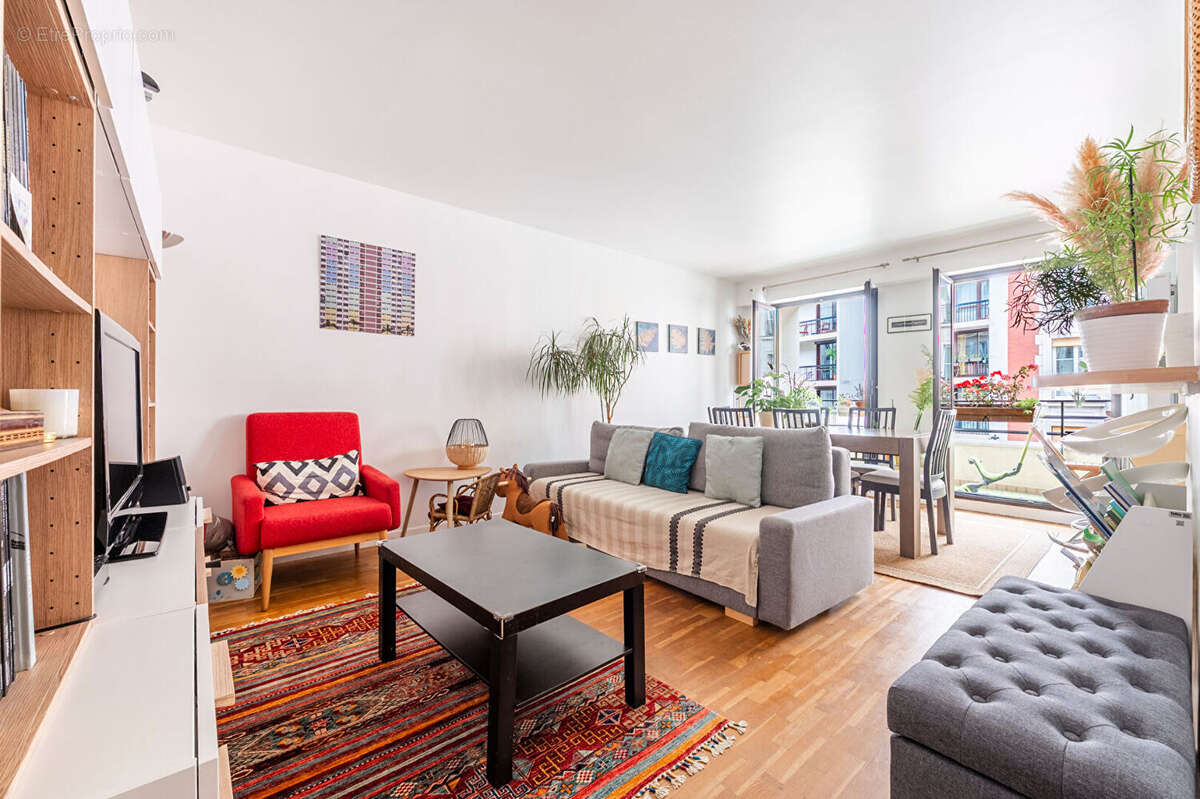 Appartement à PARIS-12E