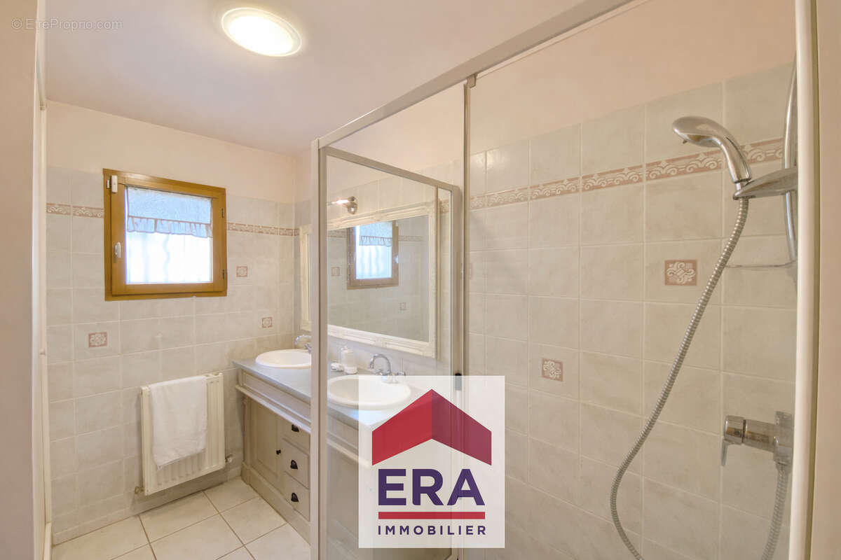 Maison à SARTROUVILLE