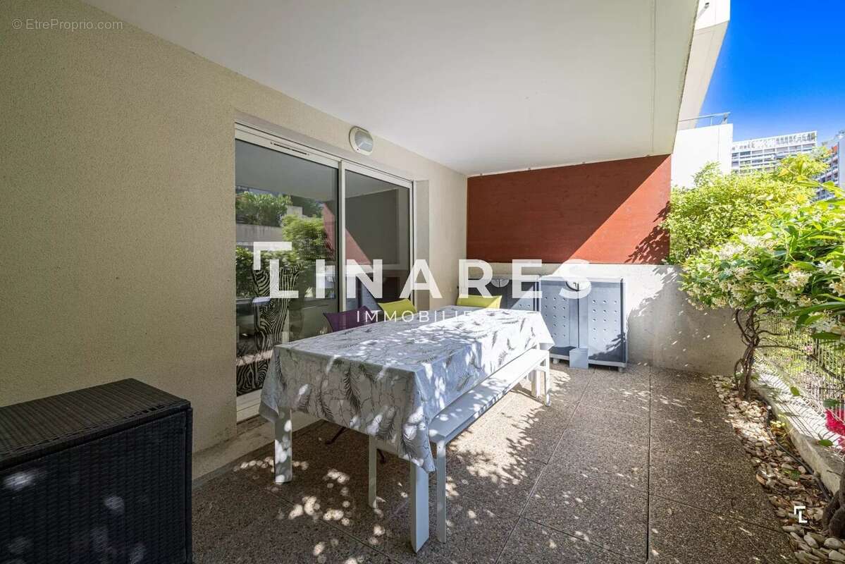 Appartement à MARSEILLE-8E