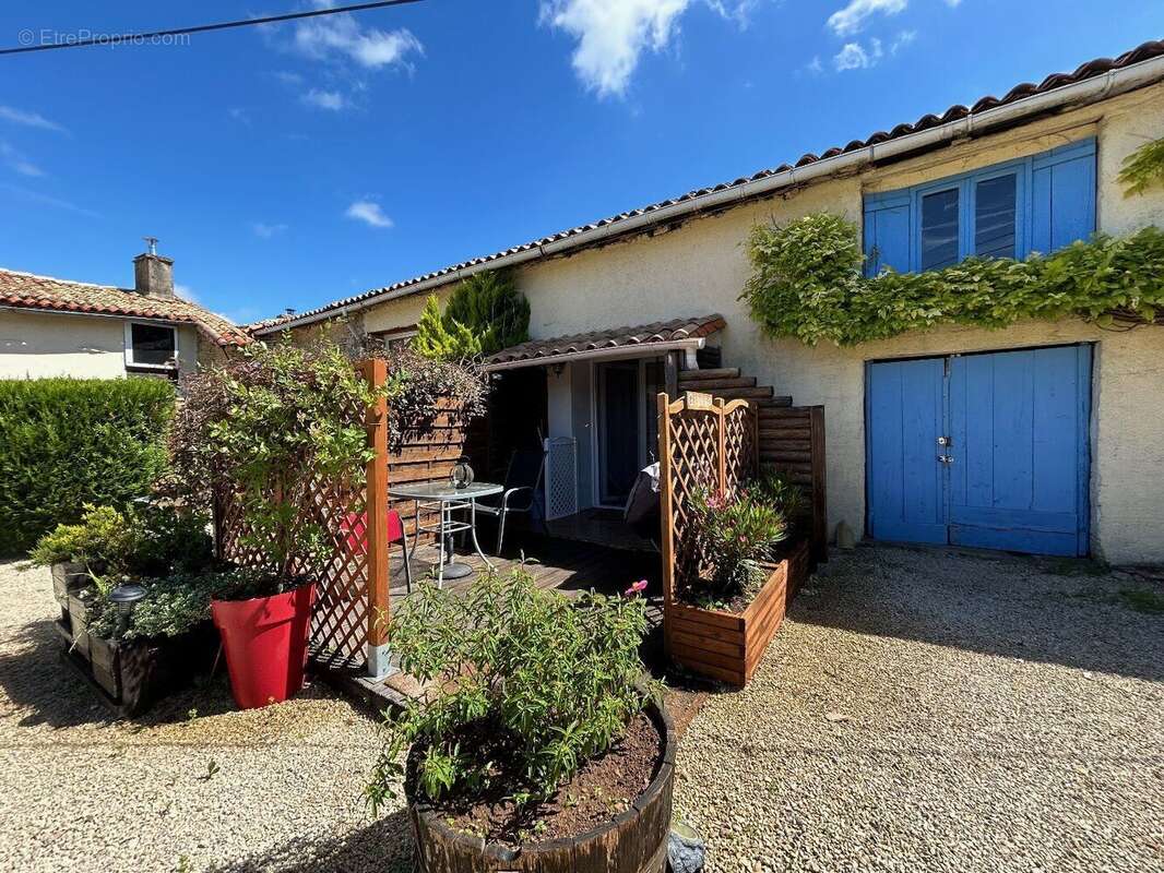 Appartement à MESSE