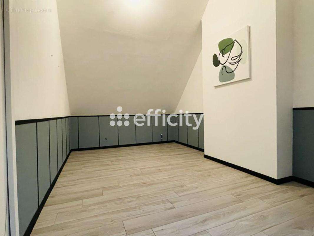 Maison à SAINT-ULPHACE