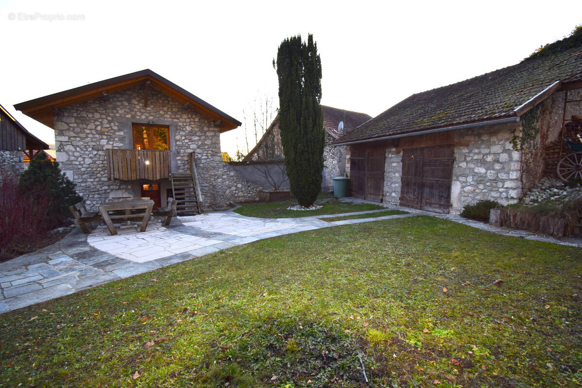 Maison à CHESSENAZ