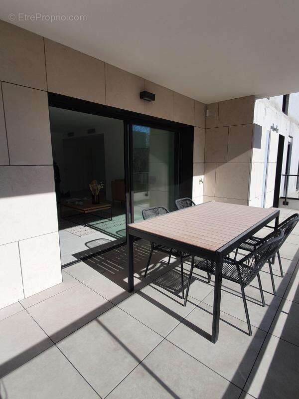 Appartement à MARSEILLE-8E