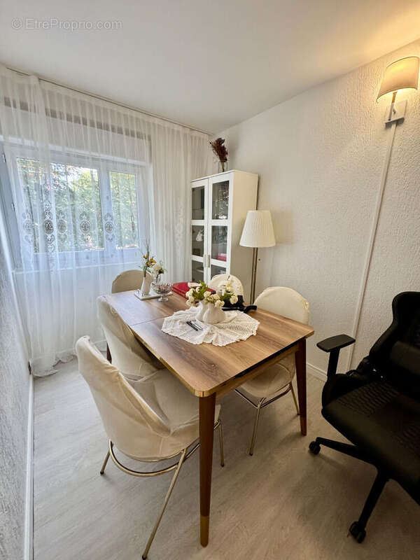 Appartement à CLICHY-SOUS-BOIS