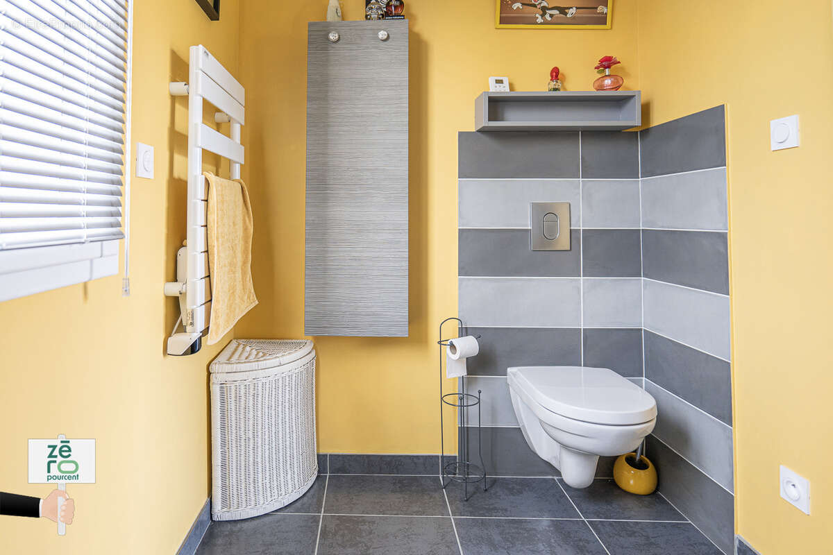 Maison à LANDEVIEILLE