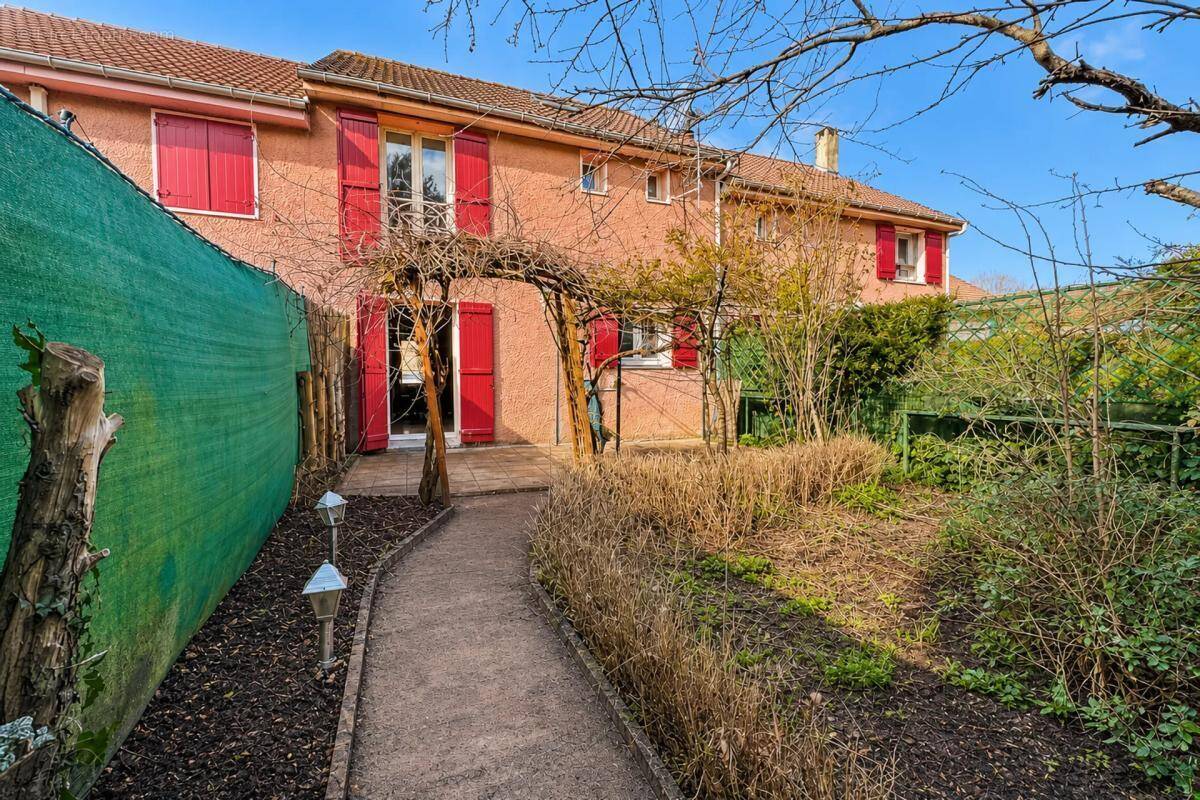 Maison à TRAPPES