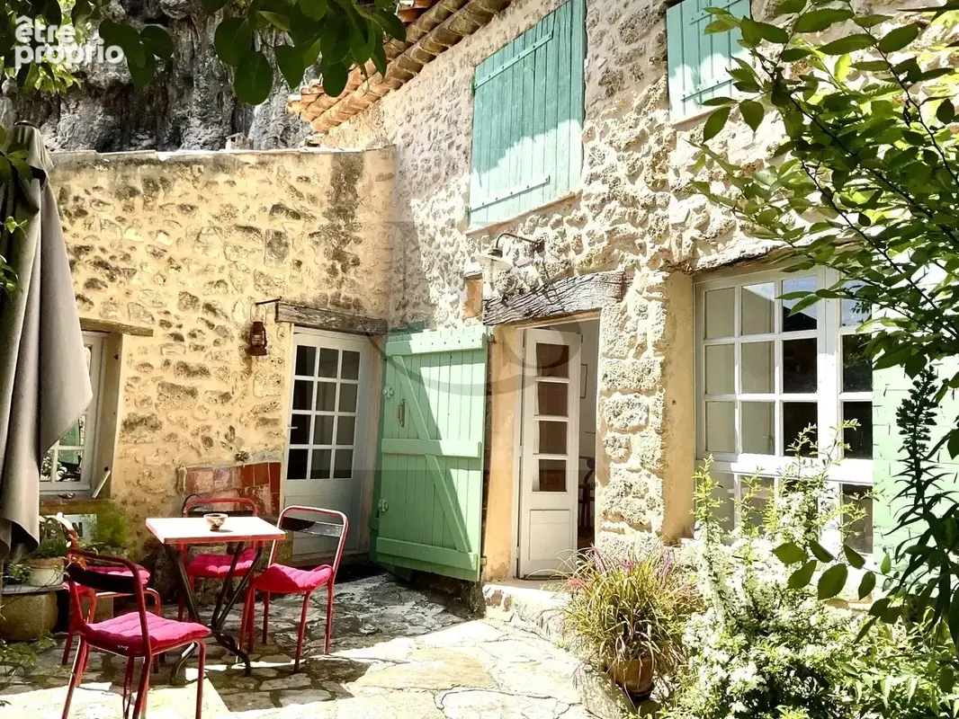 Cotignac Maison troglodyte exceptionnelle en exclusivité - photo 2