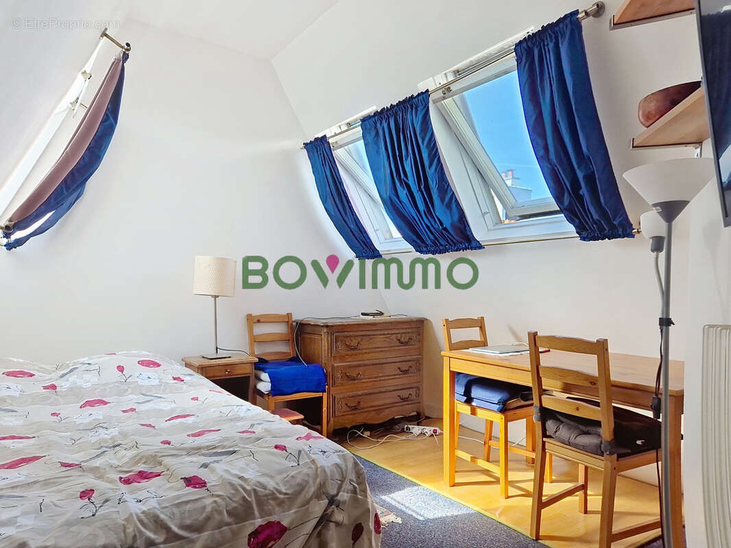 Exclusivié : Paris 16 FOCH - chambres de bonne séparées à rénover - Dernier étage avec ascenseur - photo 4