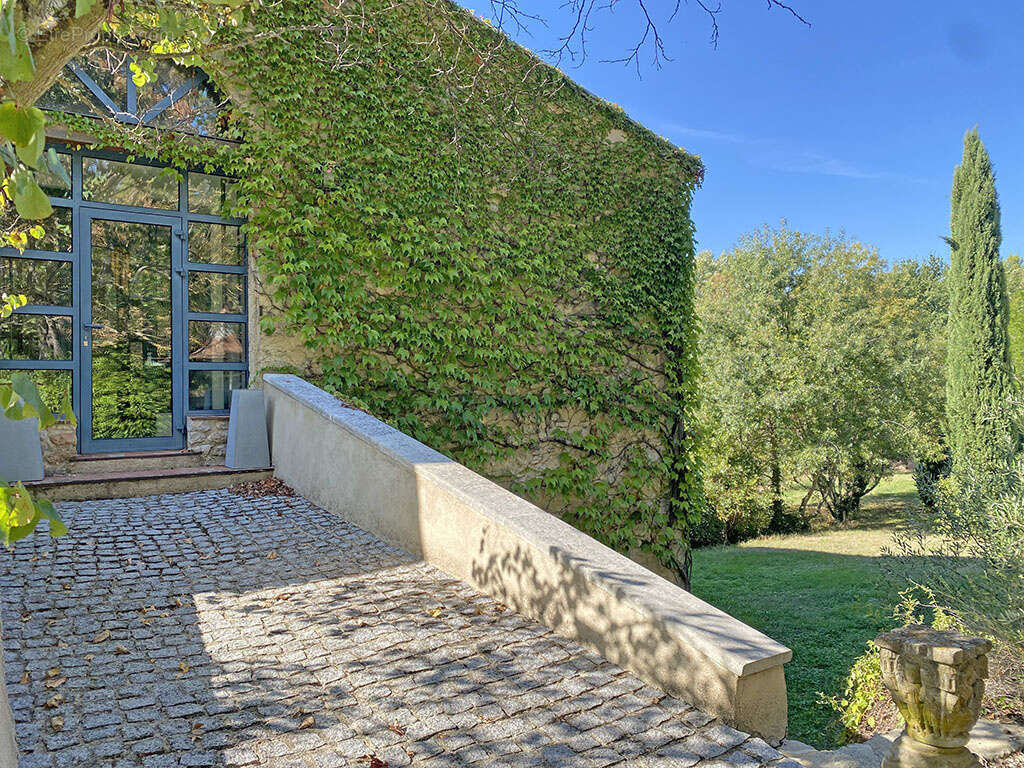 Autre à GRAMBOIS