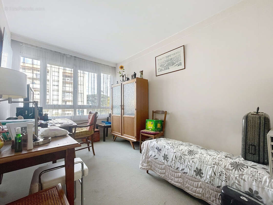 Appartement à SAINT-GENIS-LAVAL