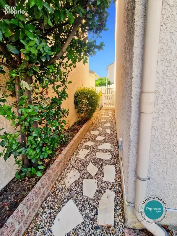 Maison avec jardin et garage - photo 11